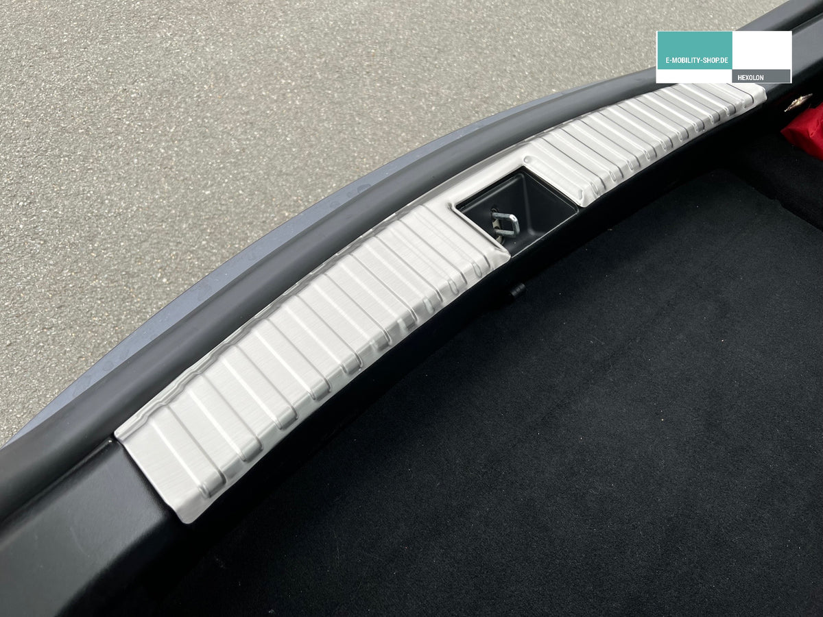 Tesla Model S Kofferraum Ladekantenschutz Alu – E-Mobility Shop