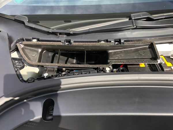 Tesla Model 3 Lüftungsgitter Frunk - nur für VOR-Refresh