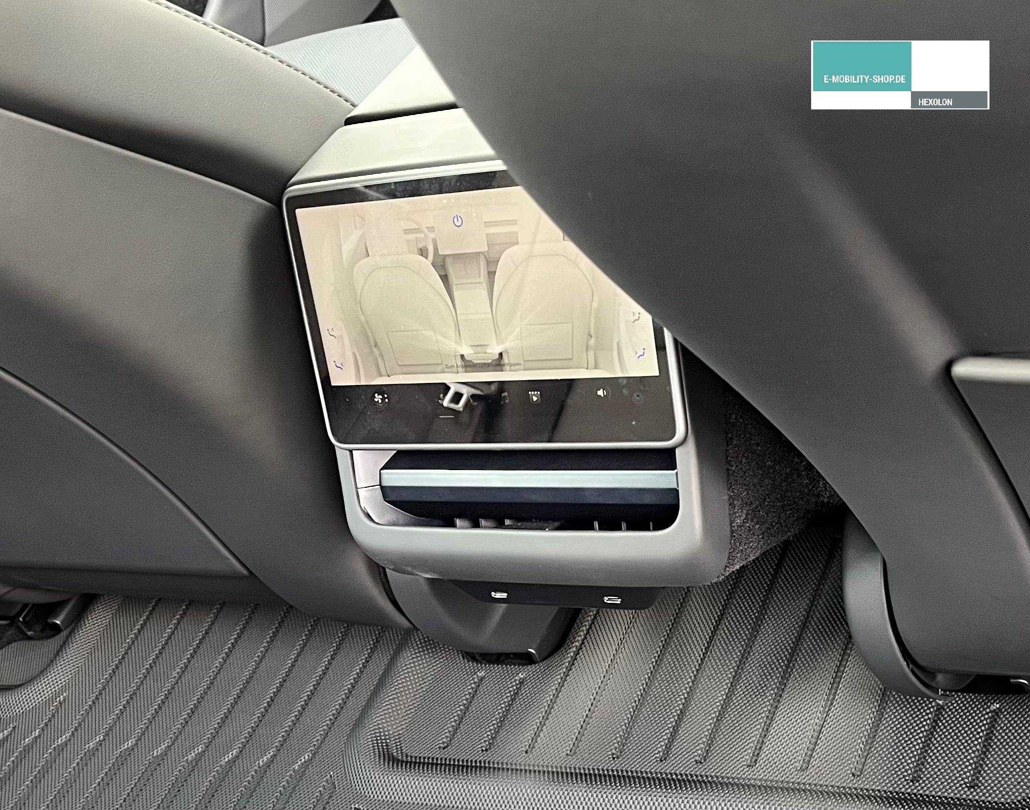 Tesla Model 3 Highland - Bildschirm-Schutzfolie - hinteres kleines Dis –  E-Mobility Shop