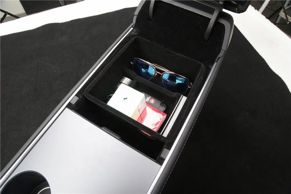 Organizer Box unter der Armablage - Tesla Model 3 und Y – E
